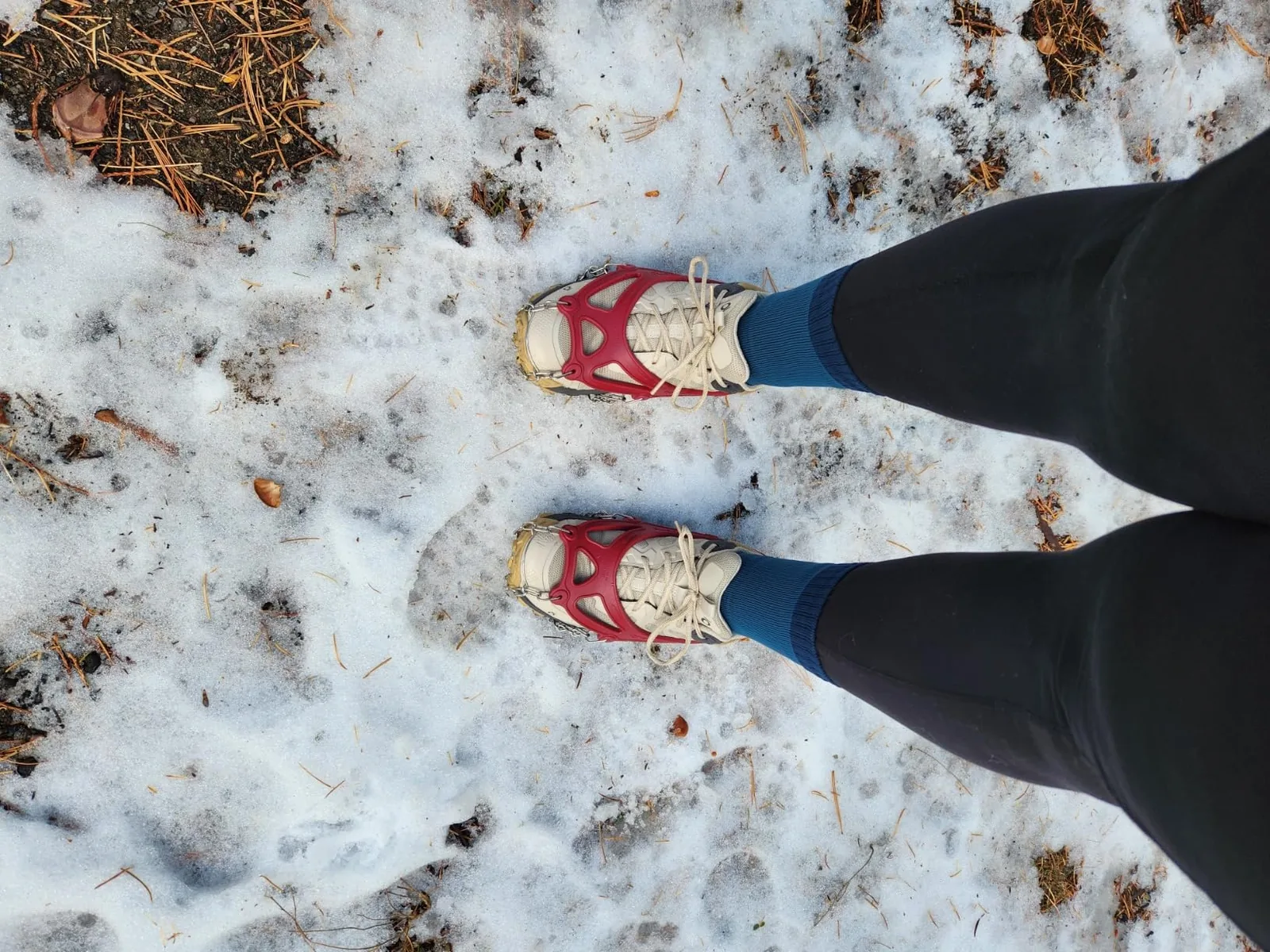Customer waterproof socks feedback in snow